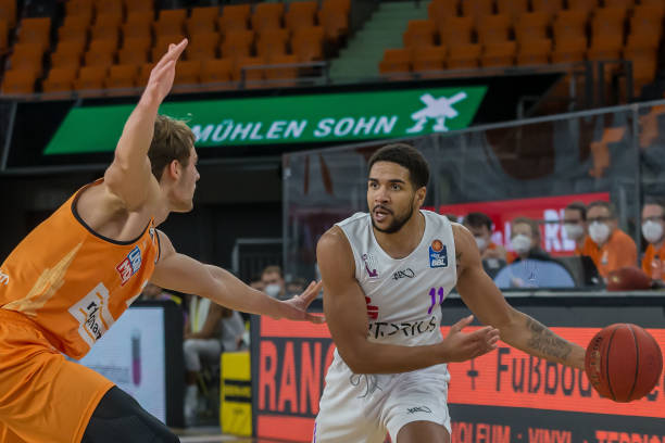 越了普通的 越了普通的