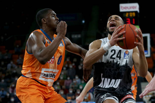 同时也丰富 同时也丰富